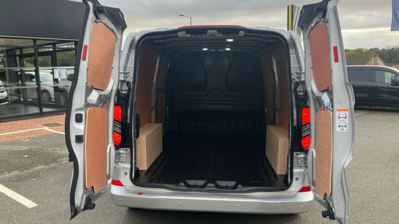 Ford Transit Custom 280 L2 Diesel Fwd 2.0 EcoBlue 136ps H1 Van Limited Auto